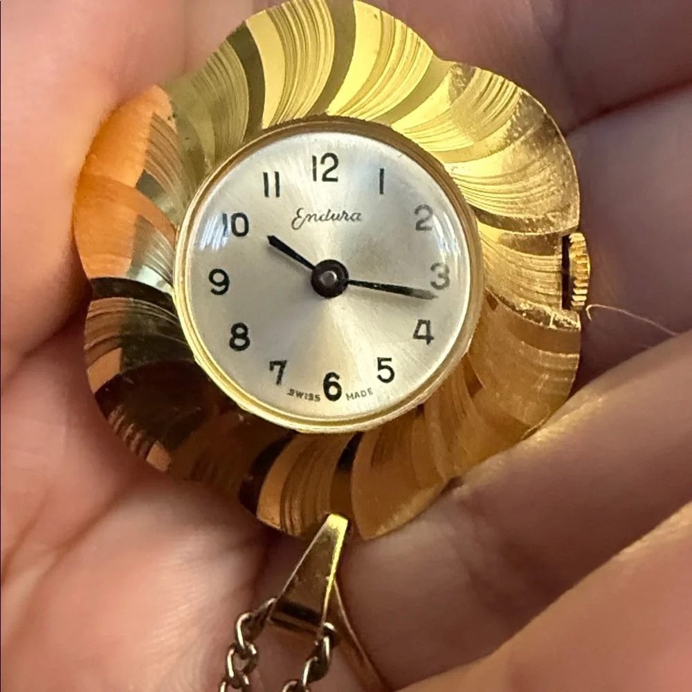 Endura Gold and Silver Wearable Watch Clip